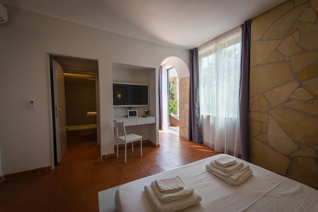 קליארי Birkin Apartments חדר תמונה